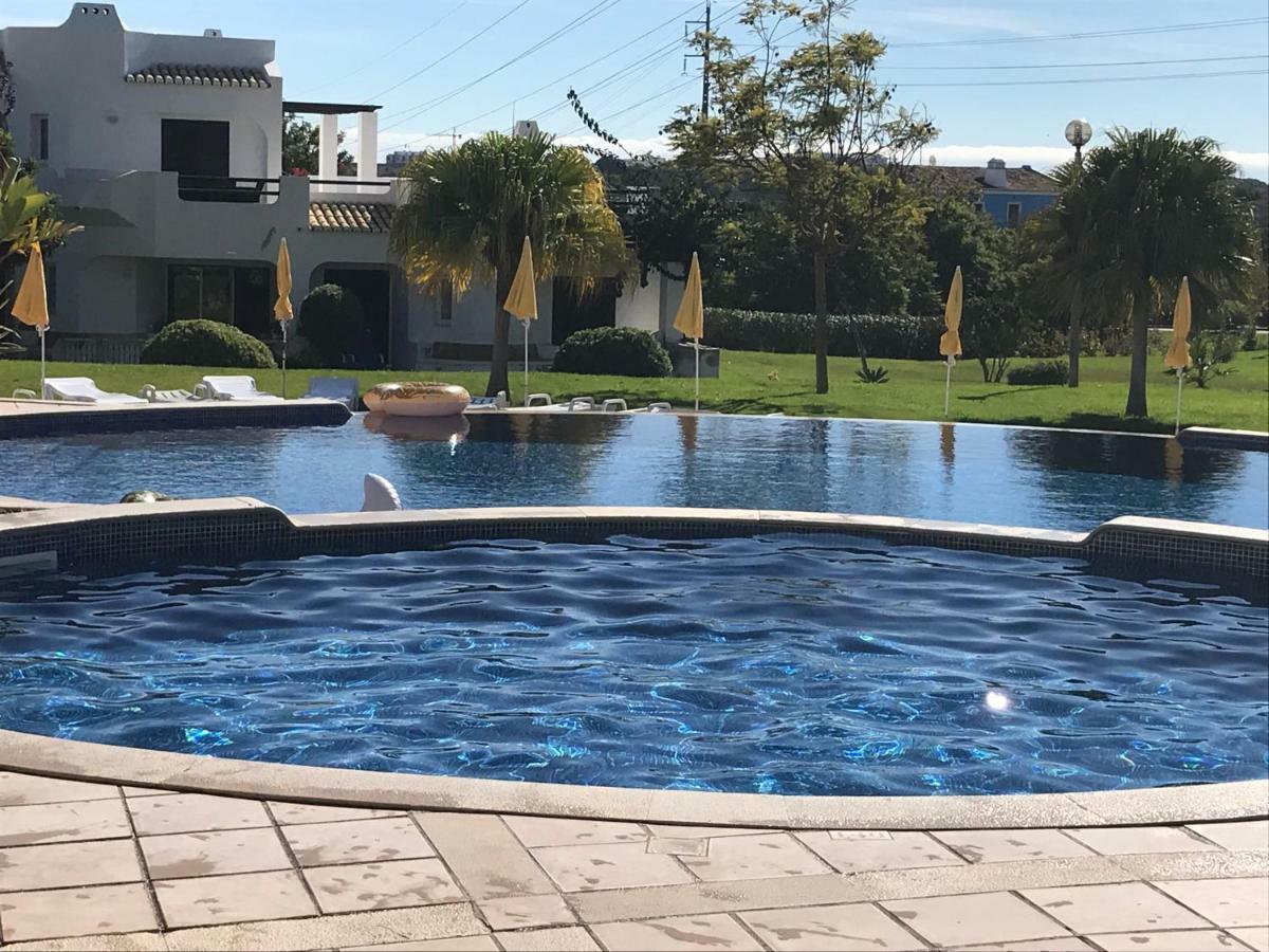 Clube Albufeira, V1 A/c